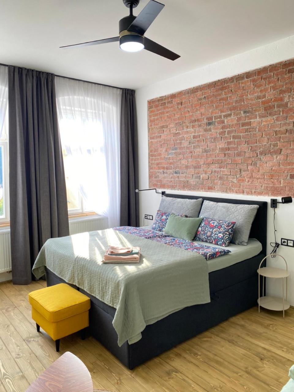 Four Rooms Carlsbad Authentic Карлові Вари Екстер'єр фото