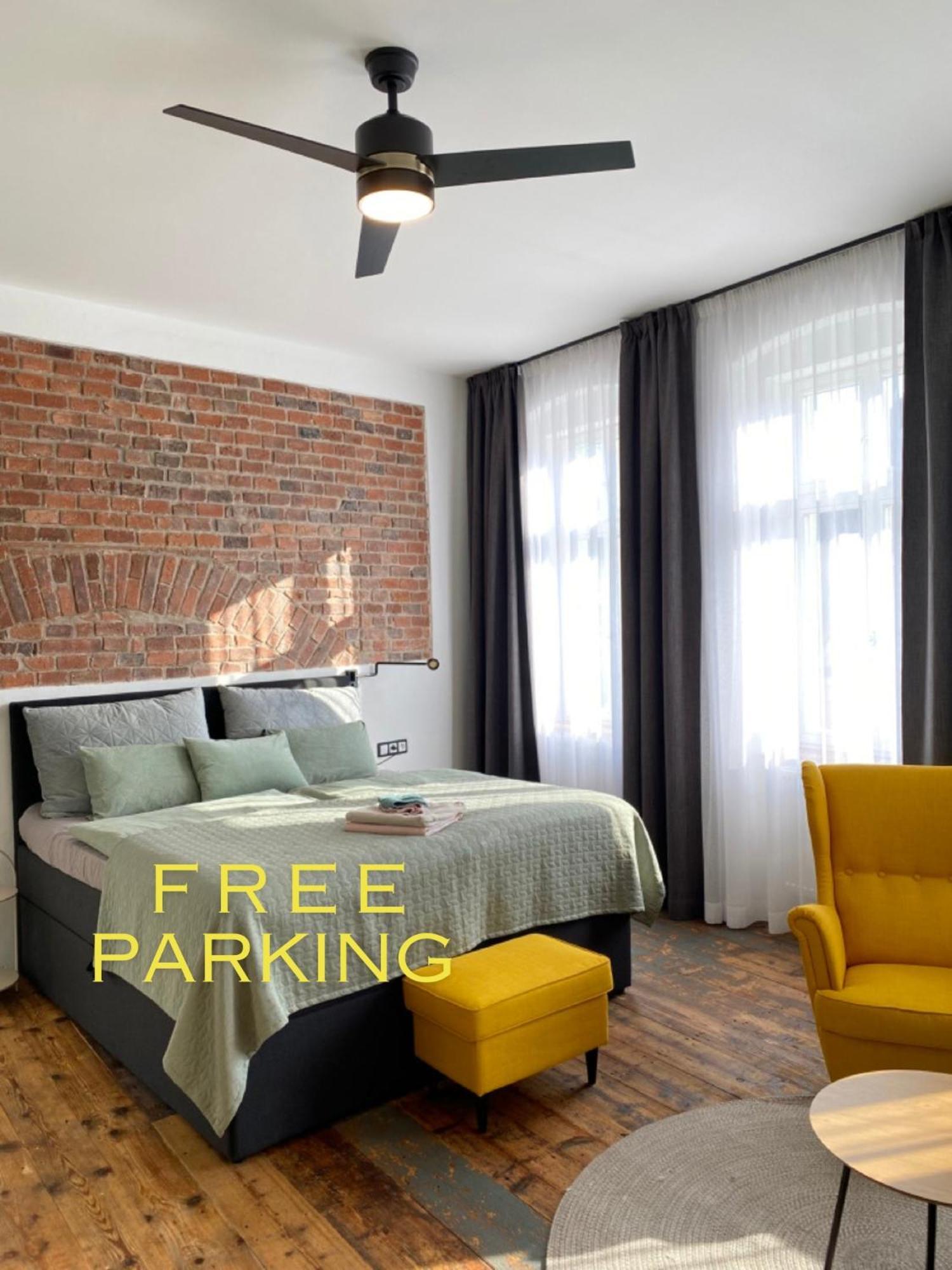 Four Rooms Carlsbad Authentic Карлові Вари Екстер'єр фото