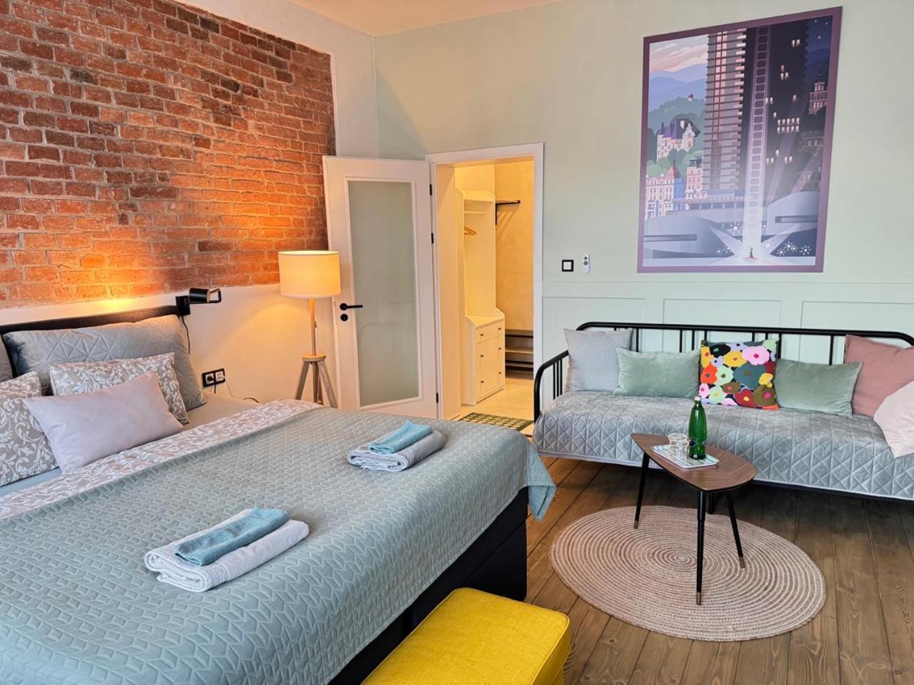 Four Rooms Carlsbad Authentic Карлові Вари Екстер'єр фото