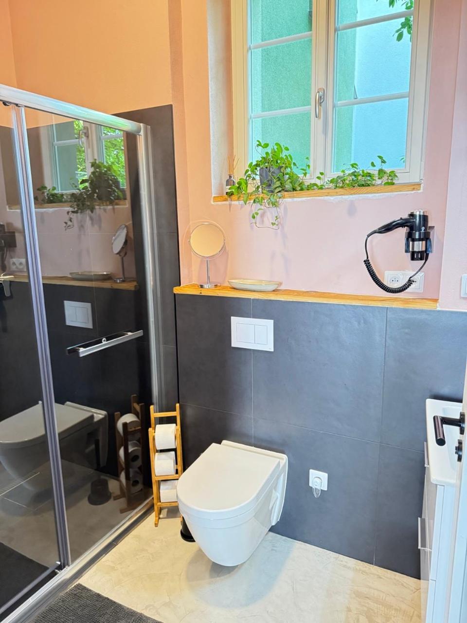 Four Rooms Carlsbad Authentic Карлові Вари Екстер'єр фото